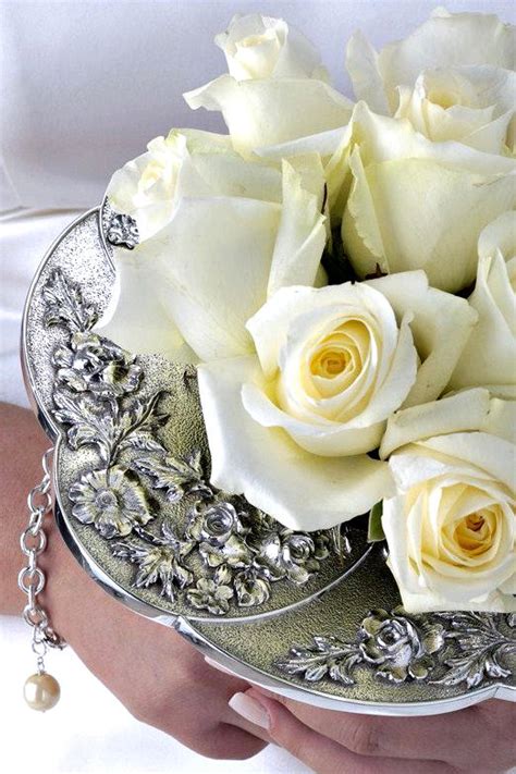 Bridal Bouquet Holders Inc Flirty Fleurs The Florist Blog