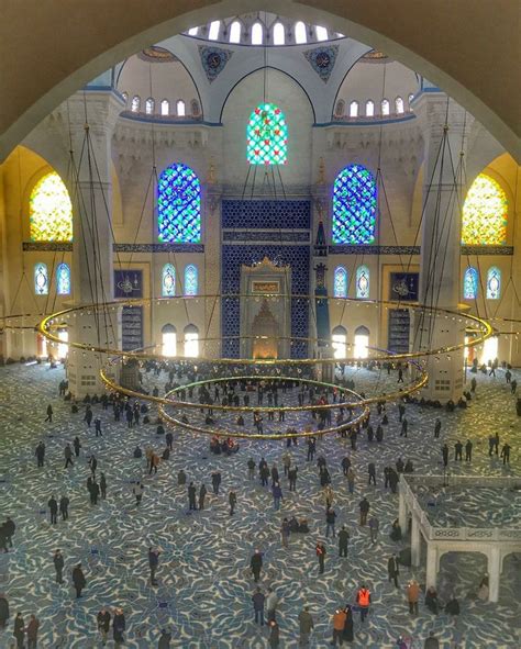 Ummah Adlı Kullanıcının Top 35 Mosques And More Panosundaki Pin