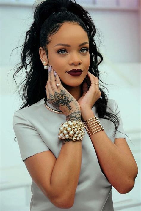 See These Incredible Rihanna Dark Lipstick Fenty Beauty Rihanna Outfits Calvin Harris