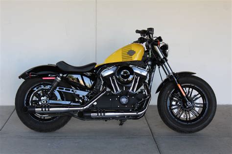 The forty eight is powered by a air cooled electronic sequential portable fuel injection (espfi) 1202 cc 2. 2017 Harley-Davidson Forty-Eight Motorcycles Apache ...