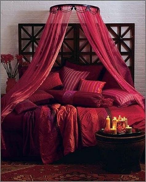 36 Gorgeous Romantic Valentine Bedroom Decoration Ideas In 2020 Red Bedroom Decor Bedroom Red