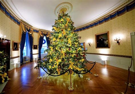 America The Beautiful Melania Unveils Last Christmas Decorations In