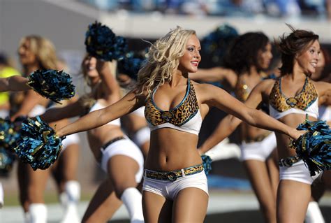 Photos Of The Beautiful NFL Cheerleading Squads Viralscape