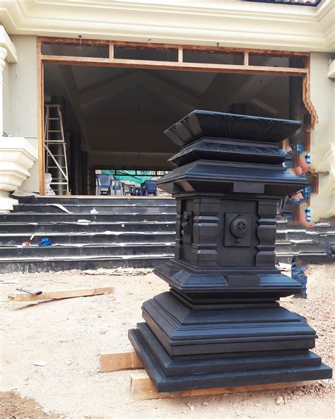 Black Tulsi Vrindavan Stone Crafts Size 433 Feet Rs 60000 Piece