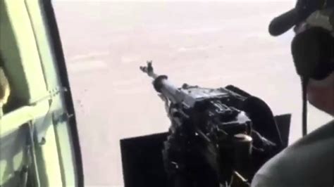 Door Gunner On Iraqi Mi 17 Shreds Isis Vehicle Youtube