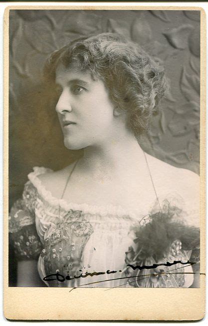 Cabinet Photograph Of Decima Moore By Bassano C1890s Signed Decima Moore Created The Role