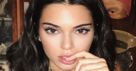 Kendall Jenner Strips To Tiny Leopard Print Knickers Daily Star