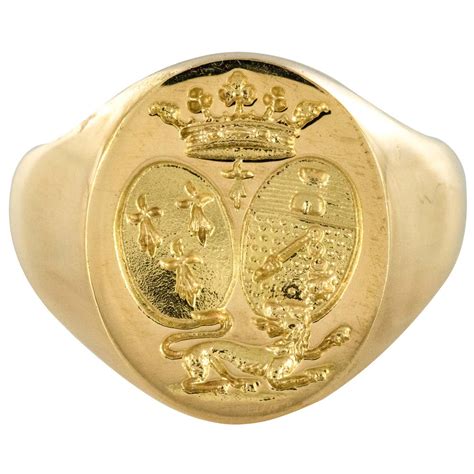 18 Karat Yellow Gold Mens Modern Signet Ring At 1stdibs Mens Gold