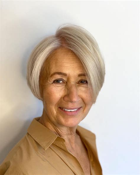 50 Stylish Short Haircuts Women Over 60 Can Pull Off Artofit