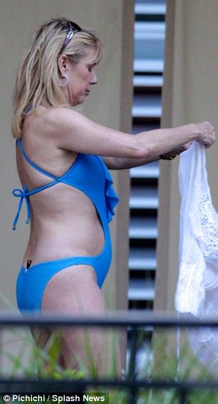 Real Housewives Of New York Star Ramona Singer Struggles With Her Tiny Swimsuit While Curvaceous