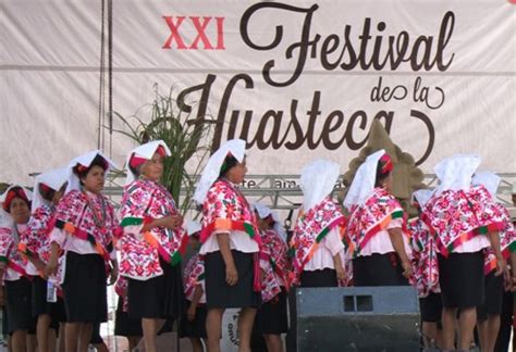 Impresionó Aquismón En El Festival Cultural De La Huasteca — Amanecer
