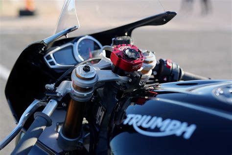 Test Triumph Moto2 Rocketgarage Cafe Racer Magazine