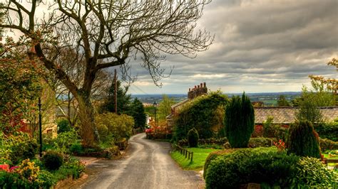 Wallpaper English Village View Road Through Quaint