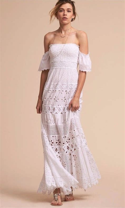 Beach Wedding Dresses Perfect For An Seaside Ceremony Wedding Gown