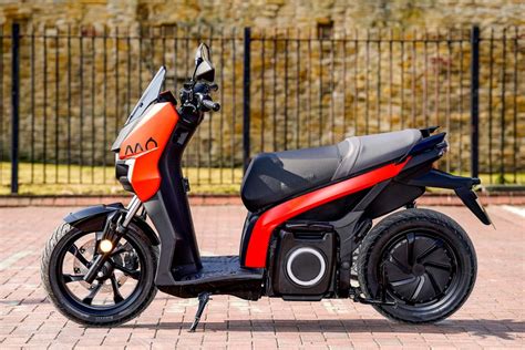 Seat Mó Escooter 125 Uk Review Move Electric