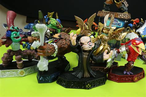 Toy Time Plays With The First Batch Of Skylanders Imaginators Figures