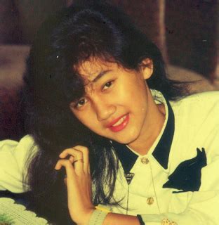 Download lagu mp3 & video: Download Lagu Nike Ardila Album Suara Hatiku (1996 ...