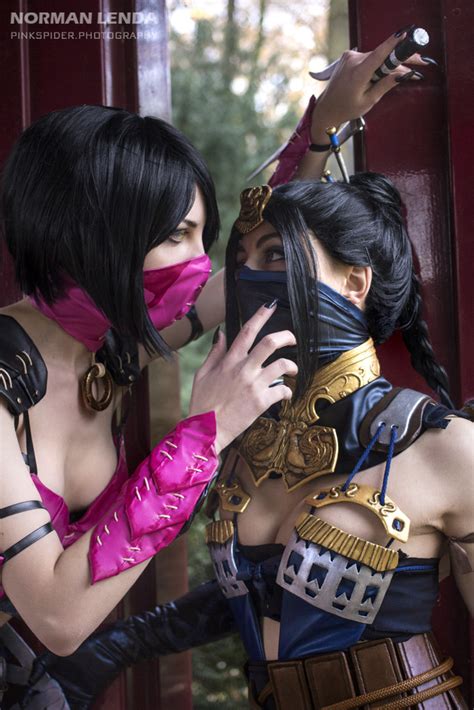 Mileena X Kitana Kiss Mortal Kombat X By MowkyCosplay On DeviantArt