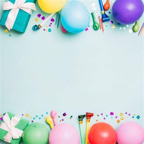 Cartão De Decoração De Aniversário Em Fundo Azul Foto Premium