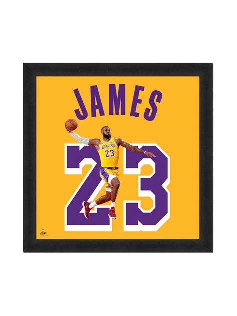 Browse through our group of the sport most famous names, from contemporary nba champions like stephen curry and lebron james, to earlier greats like michael jordan, magic johnson,kobe bryant. Mens Outerwear - Lakers Store