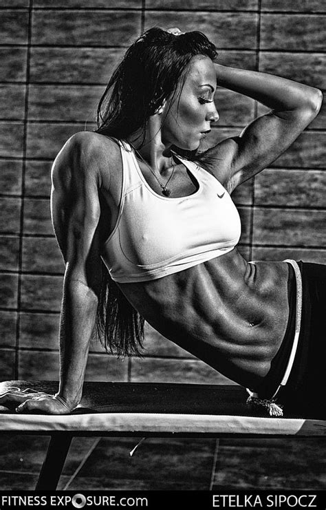 Female Fitness And Bodybuilding Beauties Workout Motivation Women Fitness Motivation
