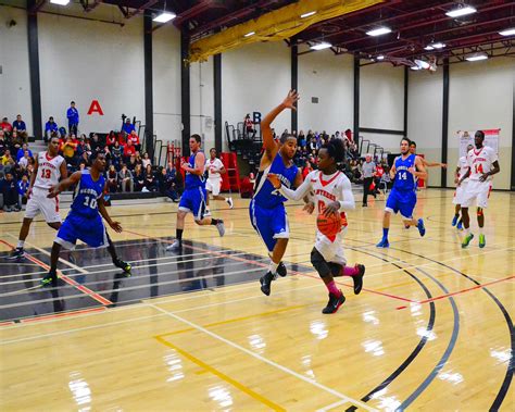 Men's Varsity Basketball http://www.canadorecollege.ca/athletics/men%E2