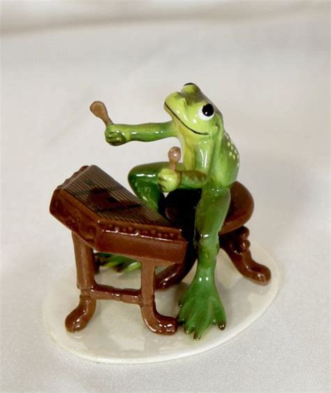 Hagen Renaker Made In America Specialties Frog Dulcimer By Ariamel 25