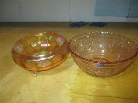 Auction Ohio Glass Bowls