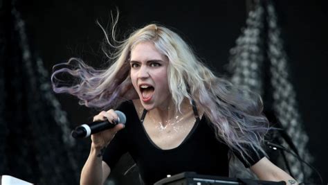 Grimes Talks The Many Faces Of The Music Industrys Sexism In A New