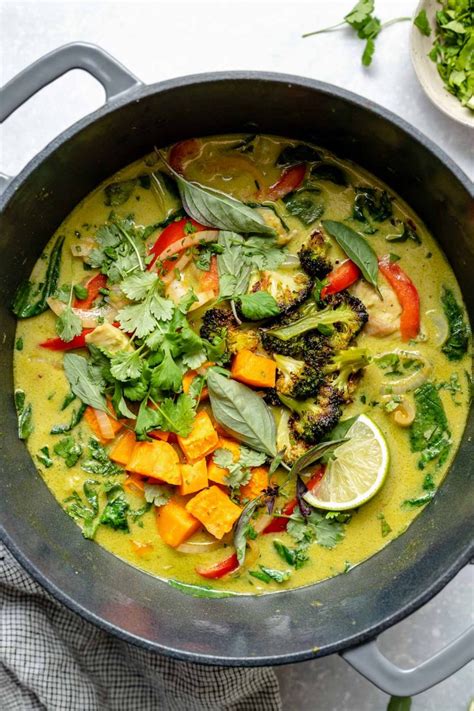Easy Thai Green Curry With Gingery Chicken And Vegetables Pwwb