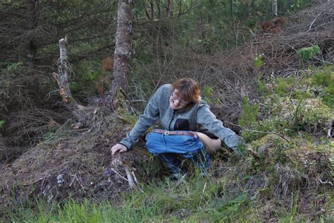 Img Wifey Peeing In The Woods Visions Photography Flickr