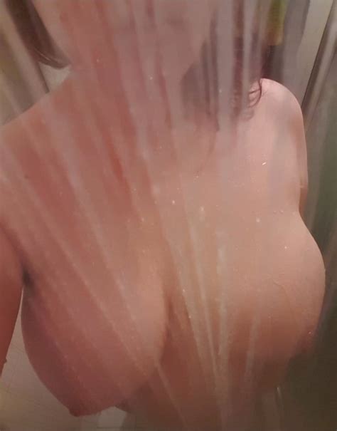 25f 38g A Cooling Shower In Summer~ Porn Pic Eporner