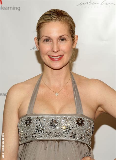 Kelly Rutherford Nude OnlyFans Leaks Fappening FappeningBook