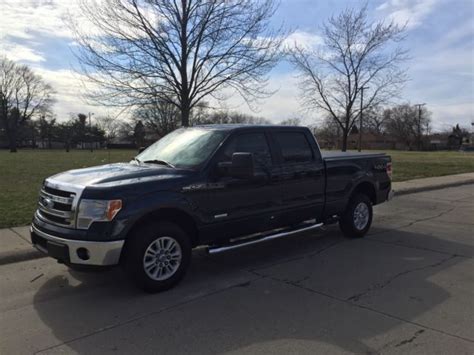 Here is where it matters. 2014 FORD F-150 XLT SUPERCREW 4X4 HEAVY DUTY PAYLOAD ...