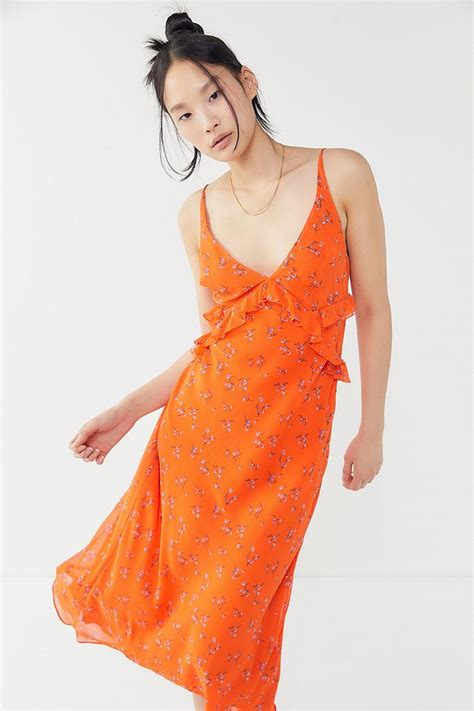 uo heidi floral print ruffle maxi dress urban outfitters uk