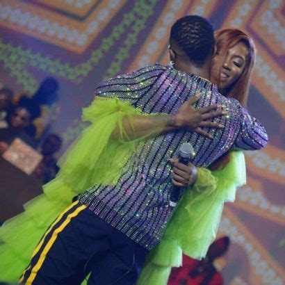 Tiwa savage and seyi shay video wey show dem beef and throw insult at each oda na im don flood nigerian local tori. Wizkid Is The Cause Of The Ongoing Feud Between Tiwa ...