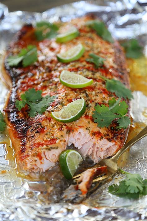 Baked salmon with cilantro and lime is, of course, a mexican inspired combo of flavors. Honey Cilantro Lime Salmon in Foil - The Comfort of Cooking