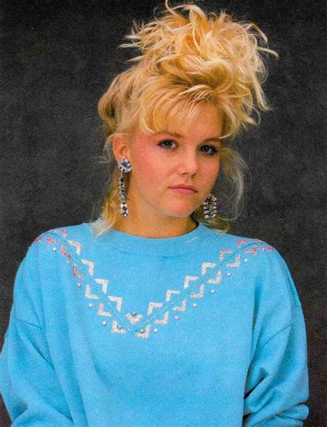 Cool Pics That Defined The 1980s Fashion Trends Of Teenage