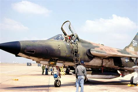 Pin On F 105d Thunderchief