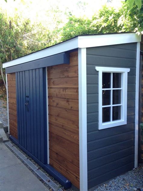 The pallets, the very common and easily available free source of wood, can be used to build a whole solid wooden shed including accent siding. Sarawak: Quality You Can Lean On - Summerstyle ...
