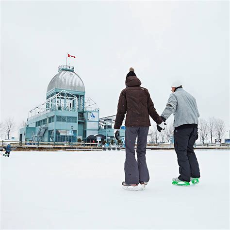 Old Port Winter Activities - Montreall.comMontreall.com