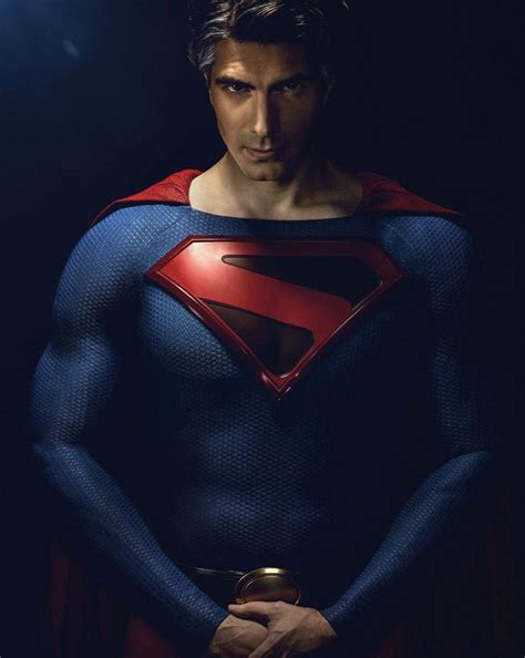 Second Brandon Routh “Crisis” Superman Picture – Superman Homepage Arte