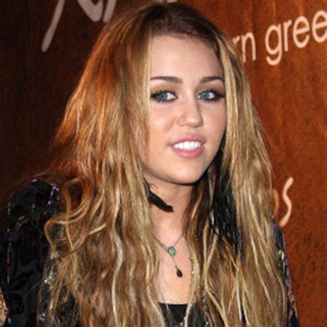 How X Rated Is Miley Cyrus Birthday Treat For Liam Hemsworth E