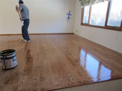 Red Oak Vs White Oak Hardwood Flooring Which Is Better — Valenti Flooring