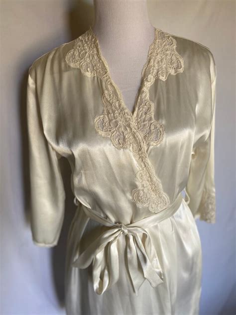 Vintage Robe Bridal Robe Jones New York Gem