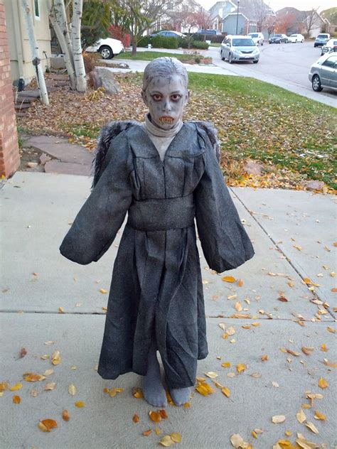 Weeping Angel Child Costume Easy 3 Steps Instructables