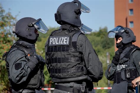 Sek niedersachsen deutschland swat police patch germany polizei abzeichen. 독일 SEK 페이스쉴드 경찰특수부대 bulletproof face shield : 네이버 블로그