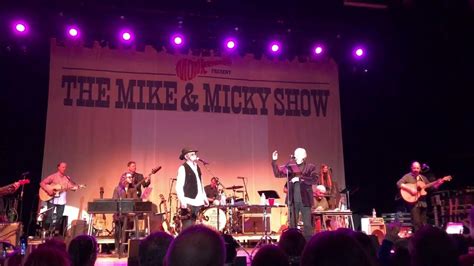 The Mike And Micky Show The Monkees Live Long Intro About Joanne Song