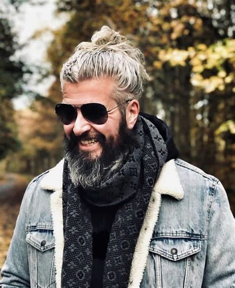 It's excellent for covering wrinkles, and it's a look you might notice on many. 7 Unique Ways to Sport Long Hair for Older Men (2020 Guide)