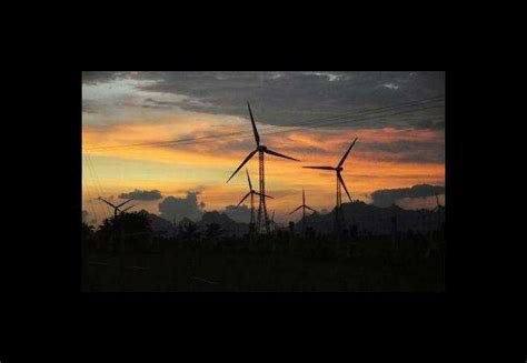 Malaysia meteorological service (vos, oilrigs and lighthouses). District records highest wind speed in 10 yrs, farmers ...